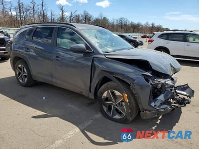 Czwarte zdjęcie samochodu z boku: 2025 HYUNDAI TUCSON SEL VIN:5NMJBCDE6SH488976 - miniatura