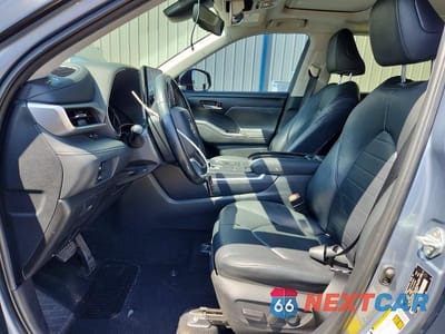Zdjęcie 7 z 14 samochodu: 2020 TOYOTA HIGHLANDER XLE VIN:5TDGZRAH2LS005764 - miniatura