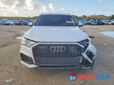 Piąte zdjęcie samochodu w środku: 2024 AUDI Q7 PREMIUM PLUS VIN:WA1LXBF79RD002967 - miniatura