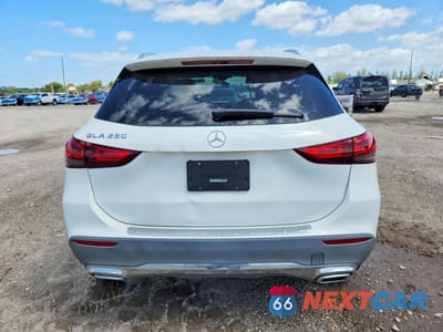 Zdjęcie 6 z 13 samochodu: 2021 MERCEDES-BENZ GLA 250 VIN:W1N4N4GB5MJ191019 - miniatura