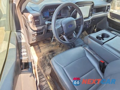Zdjęcie 8 z 12 samochodu: 2025 FORD F150 XL VIN:1FTFX1L83SKD05710 - miniatura