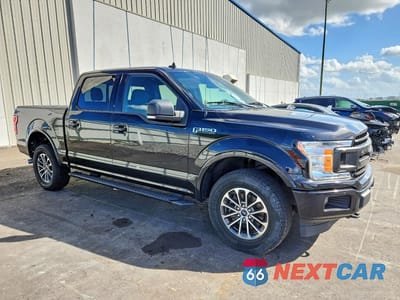 Czwarte zdjęcie samochodu z boku: 2020 FORD F150 SUPERCREW VIN:1FTEW1EP8LFA93318 - miniatura