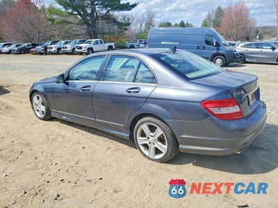 Drugie zdjęcie samochodu z przodu: 2010 MERCEDES-BENZ C 300 4MATIC VIN:WDDGF8BB4AF478498 - miniatura