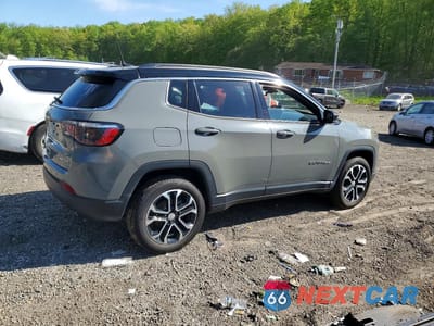 Trzecie zdjęcie samochodu z tyłu: 2024 JEEP COMPASS LIMITED VIN:3C4NJDCN7RT584818 - miniatura