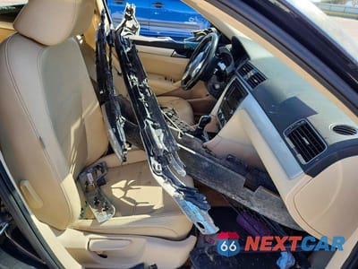 Zdjęcie 7 z 12 samochodu: 2012 VOLKSWAGEN PASSAT SE VIN:1VWBP7A39CC051776 - miniatura