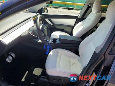 Zdjęcie 7 z 13 samochodu: 2021 TESLA MODEL Y VIN:5YJYGDEF8MF250743 - miniatura
