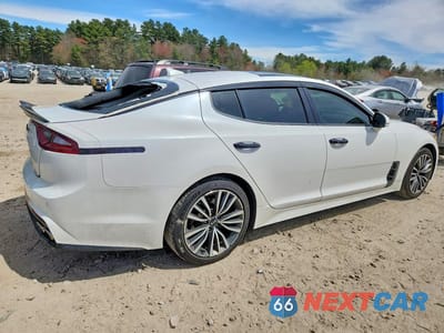 Trzecie zdjęcie samochodu z tyłu: 2019 KIA STINGER PREMIUM VIN:KNAE25LA9K6042200 - miniatura