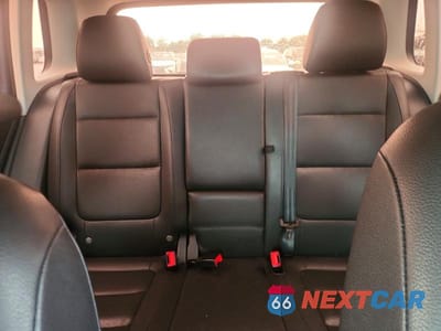 Zdjęcie 10 z 13 samochodu: 2016 VOLKSWAGEN TIGUAN S VIN:WVGAV7AX1GW612981 - miniatura