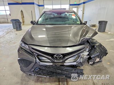 Piąte zdjęcie samochodu w środku: 2024 TOYOTA CAMRY SE VIN:4T1G11AK6RU918824 - miniatura