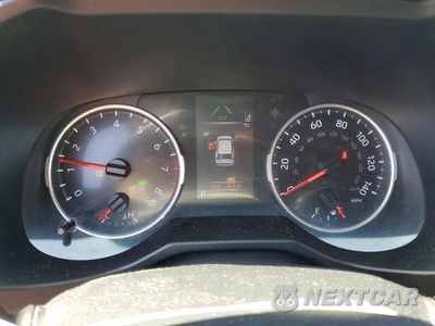 Zdjęcie 9 z 13 samochodu: 2019 TOYOTA RAV4 XLE VIN:2T3P1RFV1KW050858 - miniatura