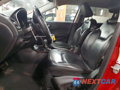 Zdjęcie 7 z 12 samochodu: 2019 JEEP COMPASS LIMITED VIN:3C4NJCCB3KT662775 - miniatura