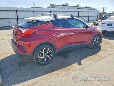 Trzecie zdjęcie samochodu z tyłu: 2018 TOYOTA C-HR XLE PREMIUM VIN:NMTKHMBX0JR031569 - miniatura