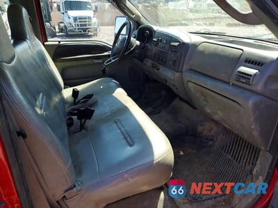 Zdjęcie 8 z 12 samochodu: 2007 FORD F350 SUPER DUTY UTILITY / SERVICE TRUCK VIN:1FDSX35P87EA65702 - miniatura