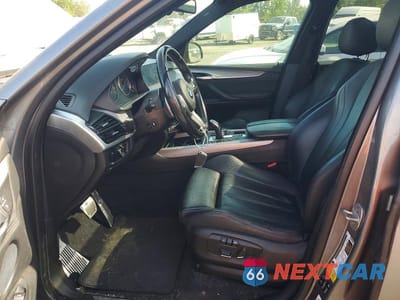 Zdjęcie 7 z 12 samochodu: 2015 BMW X5 XDRIVE35I VIN:5UXKR0C51F0P03006 - miniatura