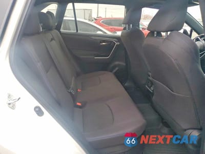 Zdjęcie 11 z 13 samochodu: 2022 TOYOTA RAV4 SE VIN:4T3T6RFV7NU065465 - miniatura