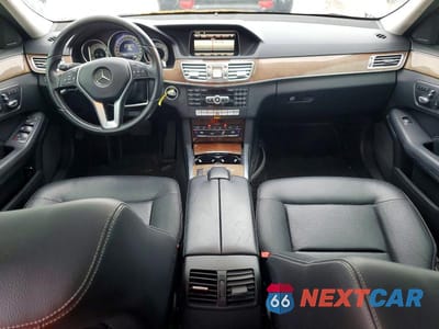 Zdjęcie 8 z 11 samochodu: 2014 MERCEDES-BENZ E 350 VIN:WDDHF5KB8EA899470 - miniatura