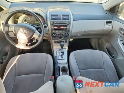Zdjęcie 8 z 12 samochodu: 2011 TOYOTA COROLLA LE VIN:JTDBU4EE2B9133463 - miniatura