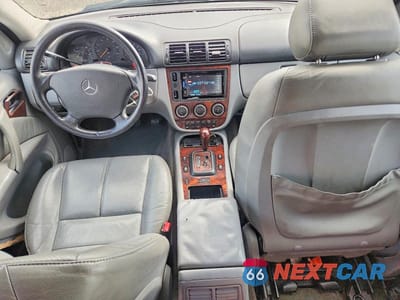 Zdjęcie 8 z 13 samochodu: 2003 MERCEDES-BENZ ML 500 VIN:4JGAB75E13A377300 - miniatura
