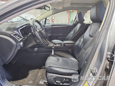 Zdjęcie 7 z 12 samochodu: 2020 FORD FUSION TITANIUM VIN:3FA6P0D91LR193283 - miniatura