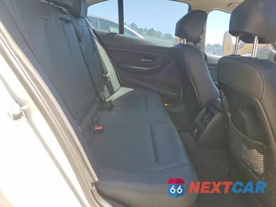Zdjęcie 10 z 12 samochodu: 2014 BMW 328 I VIN:WBA3A5C54EF604912 - miniatura