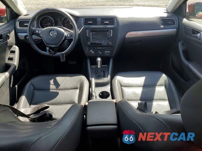 Zdjęcie 8 z 11 samochodu: 2018 VOLKSWAGEN JETTA SE VIN:3VWDB7AJ6JM220735 - miniatura