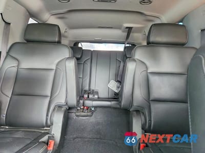 Zdjęcie 10 z 13 samochodu: 2019 CHEVROLET SUBURBAN C1500 LT VIN:1GNSCHKC7KR122124 - miniatura