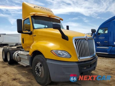 2020 INTERNATIONAL LT625 SEMI TRUCK 3HSDZTZR4LN233599 - główne zdjęcie licytacji z USA - miniatura