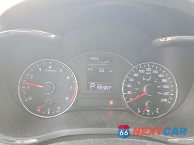 Zdjęcie 9 z 12 samochodu: 2014 KIA FORTE LX 4DR VIN:KNAFK4A67E5165159 - miniatura