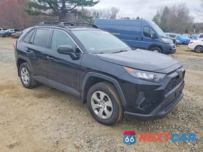 Czwarte zdjęcie samochodu z boku: 2019 TOYOTA RAV4 LE VIN:2T3F1RFV0KW028832 - miniatura