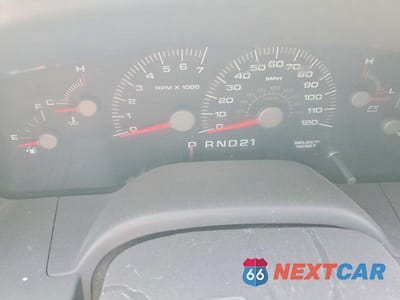 Zdjęcie 9 z 13 samochodu: 2004 FORD EXPEDITION XLT VIN:1FMRU15W34LA06292 - miniatura