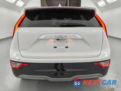 Zdjęcie 6 z 13 samochodu: 2023 KIA NIRO WIND VIN:KNDCR3L13P5024556 - miniatura