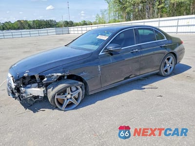 2017 MERCEDES-BENZ E 300 WDDZF4JB6HA011125 - główne zdjęcie licytacji z USA - miniatura