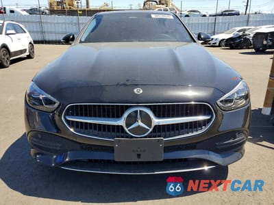 Piąte zdjęcie samochodu w środku: 2024 MERCEDES-BENZ C 300 VIN:W1KAF4GB2RR212706 - miniatura