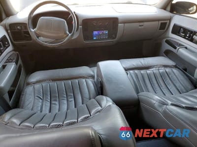 Zdjęcie 8 z 12 samochodu: 1995 CHEVROLET CAPRICE / IMPALA CLASSIC SS VIN:1G1BL52P4SR158467 - miniatura