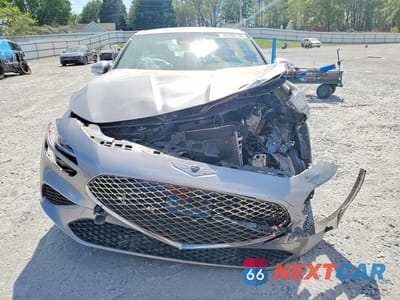 Piąte zdjęcie samochodu w środku: 2022 GENESIS G70 2.0T VIN:KMTG34TA5NU094671 - miniatura