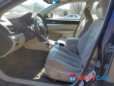 Zdjęcie 7 z 11 samochodu: 2013 SUBARU LEGACY 2.5I PREMIUM VIN:4S3BMBC62D3005925 - miniatura