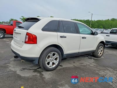 Trzecie zdjęcie samochodu z tyłu: 2013 FORD EDGE SE VIN:2FMDK4GC6DBB19495 - miniatura
