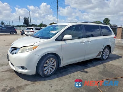 2011 TOYOTA SIENNA LIMITED 7-PASSENGER 5TDYK3DC9BS017723 - główne zdjęcie licytacji z USA - miniatura