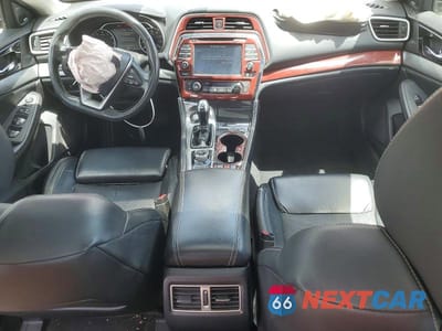 Zdjęcie 8 z 12 samochodu: 2017 NISSAN MAXIMA 3.5 SL VIN:1N4AA6AP6HC416912 - miniatura