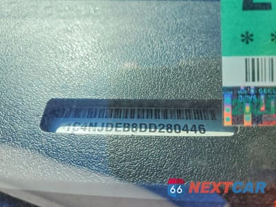 Zdjęcie 13 z 13 samochodu: 2013 JEEP COMPASS LATITUDE VIN:1C4NJDEB8DD280446 - miniatura