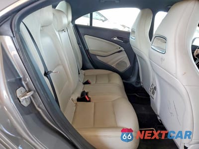Zdjęcie 10 z 12 samochodu: 2014 MERCEDES-BENZ CLA 250 VIN:WDDSJ4EB9EN144752 - miniatura