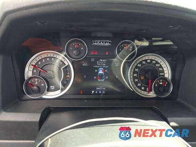 Zdjęcie 8 z 12 samochodu: 2015 RAM 1500 SLT VIN:3C6RR7LT1FG654271 - miniatura