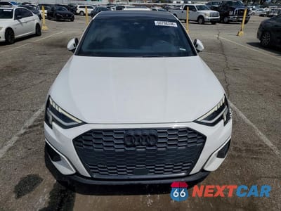 Piąte zdjęcie samochodu w środku: 2023 AUDI A3 PREMIUM VIN:WAUAUDGY0PA085290 - miniatura