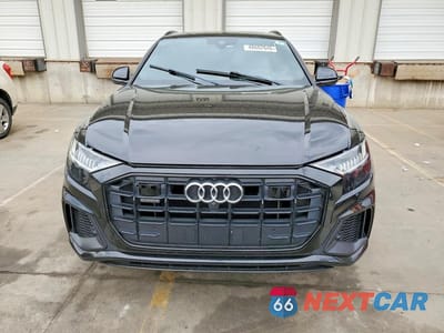 Piąte zdjęcie samochodu w środku: 2019 AUDI Q8 PRESTIGE S-LINE VIN:WA1FVBF10KD026871 - miniatura