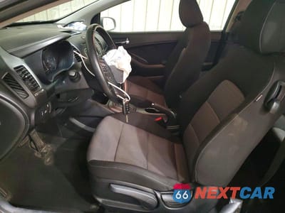 Zdjęcie 7 z 13 samochodu: 2014 KIA FORTE KOUP EX VIN:KNAFX6A89E5205451 - miniatura