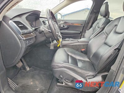 Zdjęcie 7 z 12 samochodu: 2018 VOLVO XC90 T5 VIN:YV4102PKXJ1357475 - miniatura