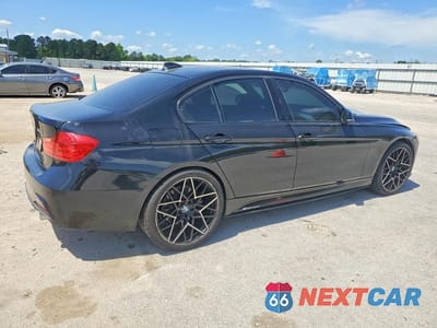Trzecie zdjęcie samochodu z tyłu: 2015 BMW 335 I VIN:WBA3A9G56FNS66695 - miniatura