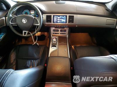 Zdjęcie 8 z 12 samochodu: 2013 JAGUAR XF VIN:SAJWA0ES3DPS73384 - miniatura