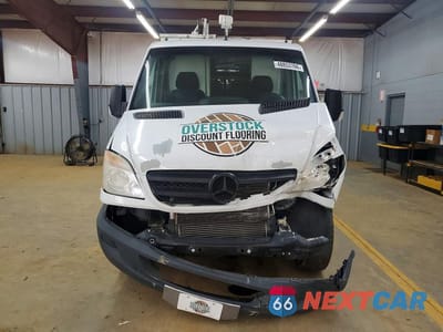 Piąte zdjęcie samochodu w środku: 2013 MERCEDES BENZ SPRINTER 2500 VIN:WD3PE7CC9D5801981 - miniatura