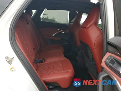 Zdjęcie 11 z 13 samochodu: 2025 AUDI SQ5 PREMIUM PLUS VIN:WA125AGU2S2124717 - miniatura